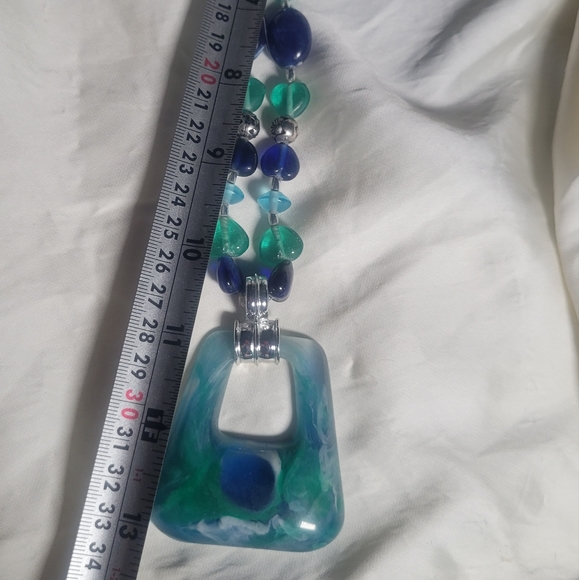 Sea Shore Colored Beads Hearts & Flowers - Picture 2 of 4